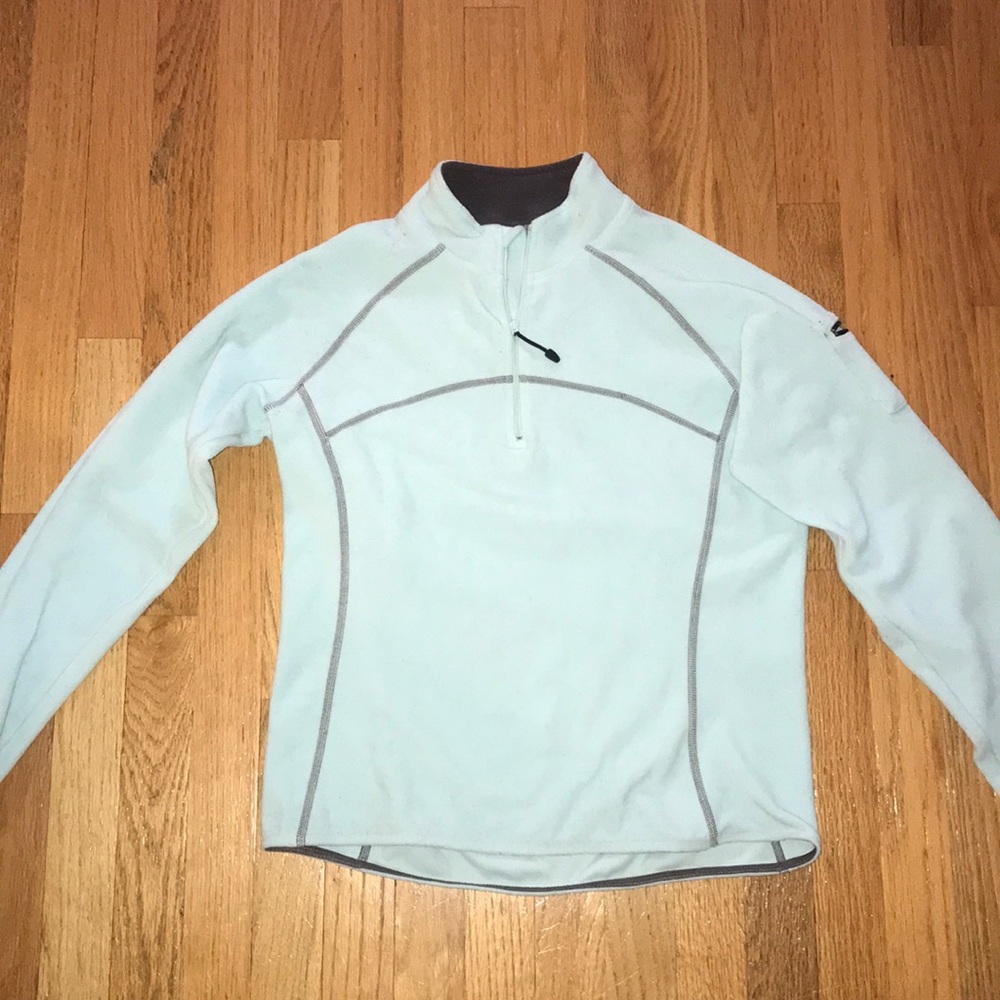 Champion light sweater